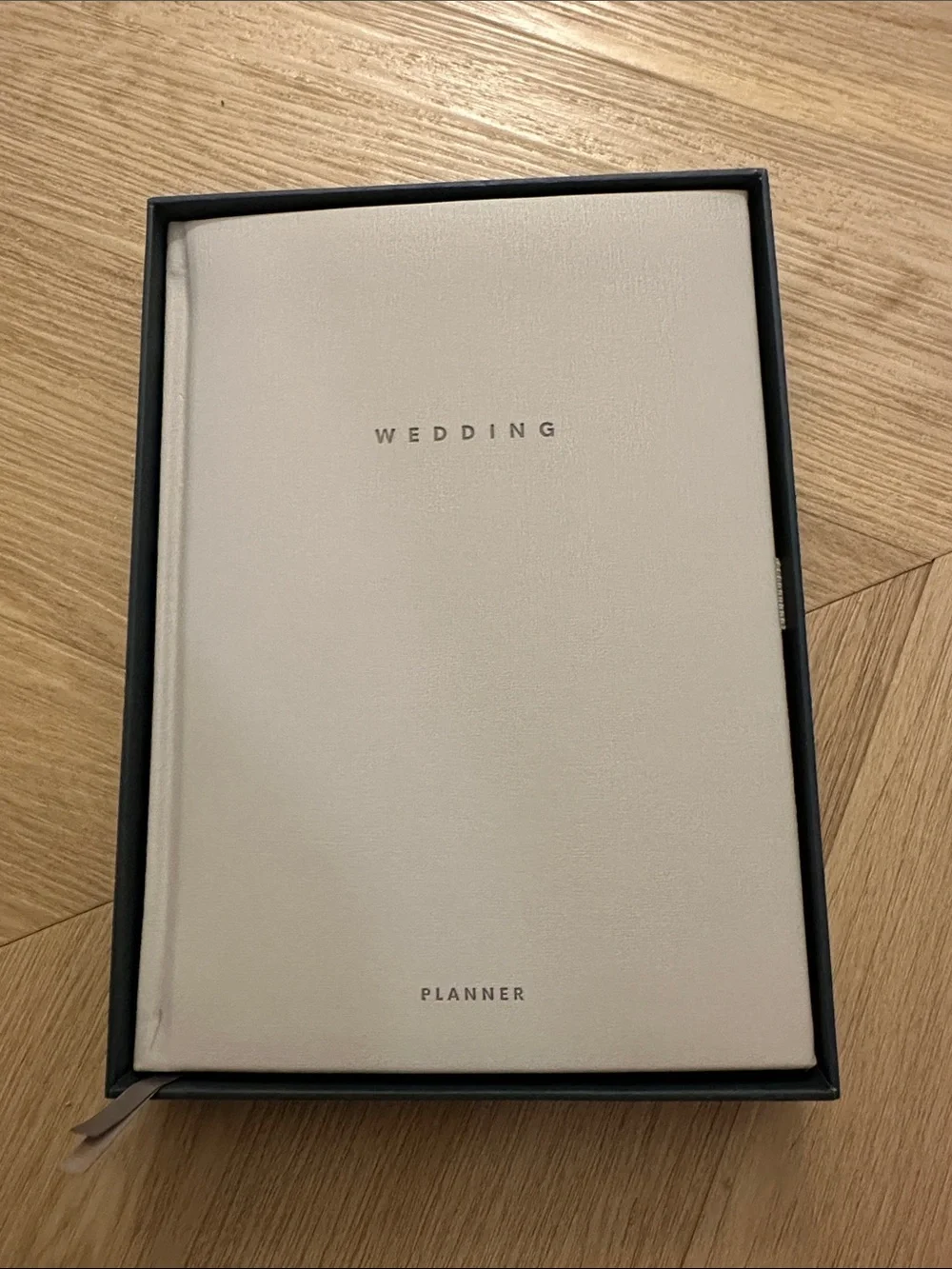 NWT Scribble & Dot Wedding Planner Notebook